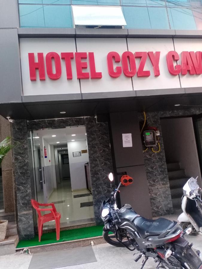 Hotel cozy cave Nueva Delhi Exterior foto